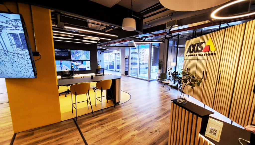 Axis expande sua presença global com o primeiro Axis Experience Center para o Cone Sul na América Latina