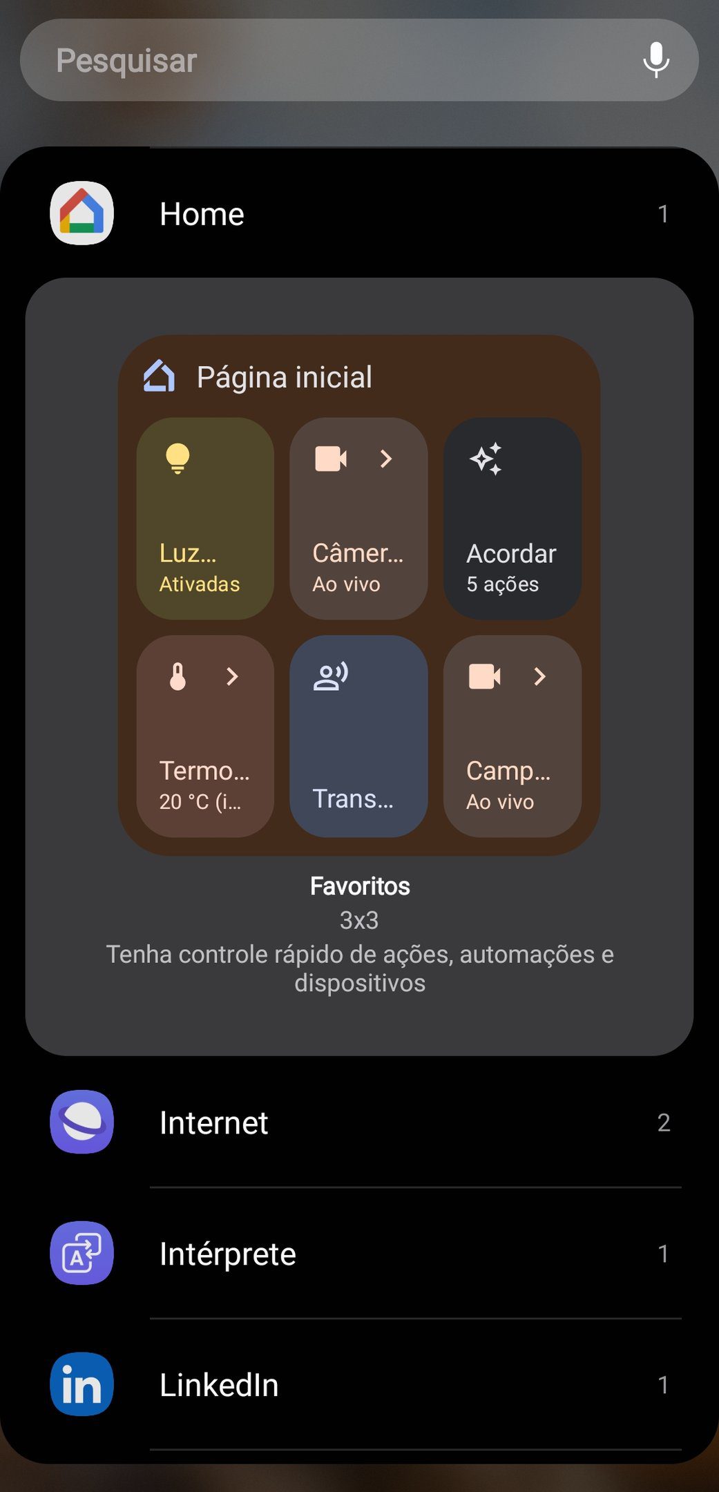 O widget do Google Home permite controlar dispositivos inteligentes a partir da tela principal.