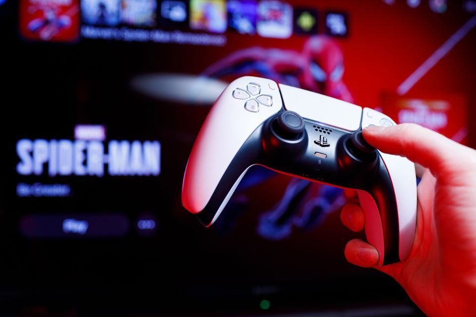 Imagem de: Jogos para PS5 em mídia física com até 73% de desconto na Amazon; aproveite