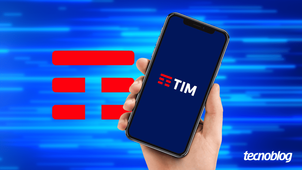 Celular com logo da TIM