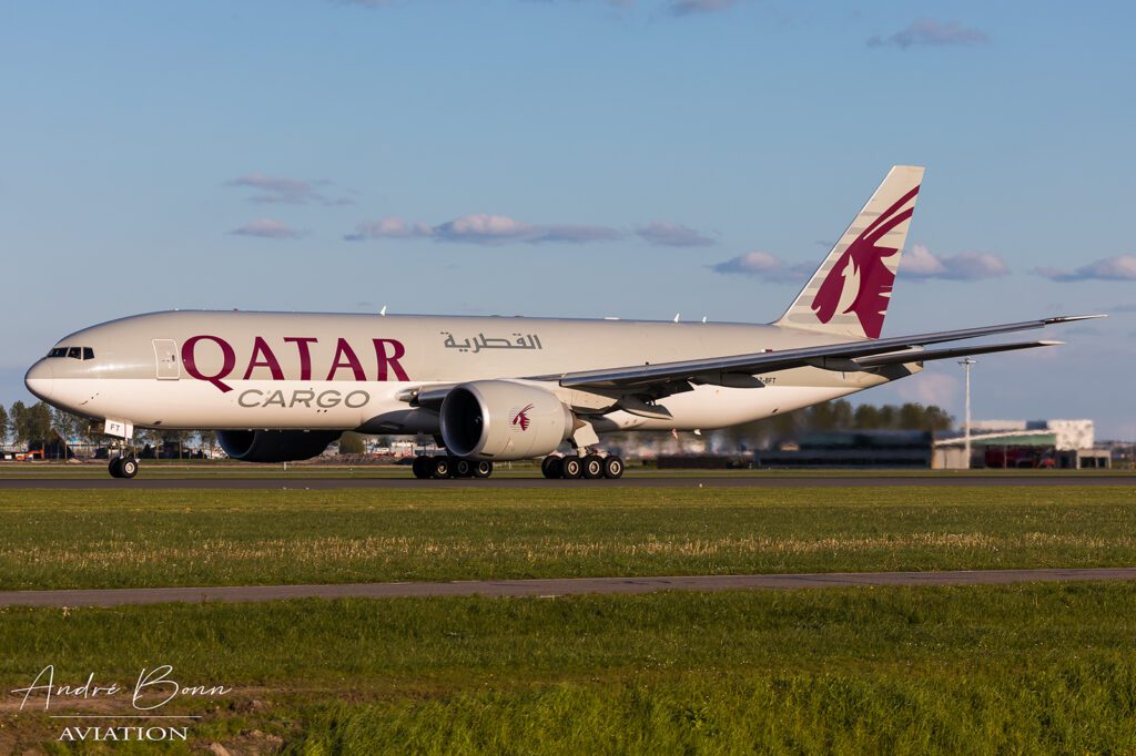 Qatar Airways lança seu primeiro voo com WiFi grátis da Starlink