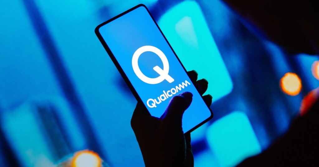 Qualcomm avalia compra da rival Intel, diz jornal