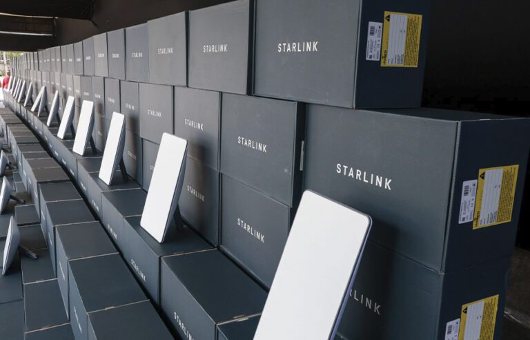 Integradores Starlink têm abordagens distintas sobre bloqueio do X