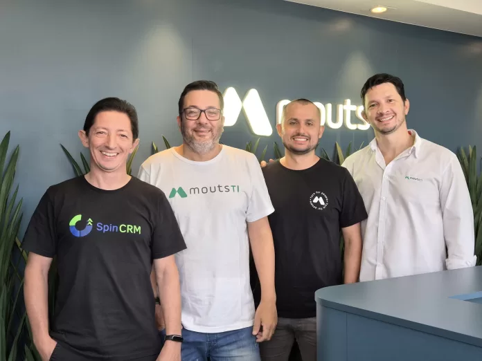 Mouts TI cresce no mercado de produtos digitais com aquisição da Custom IT