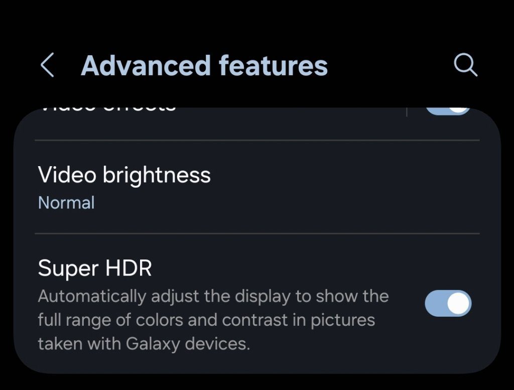 A One UI 7 oferecerá uma opção para desabilitar a exibição em HDR em todos os apps. (Fonte: 9to5Google/Reprodução)