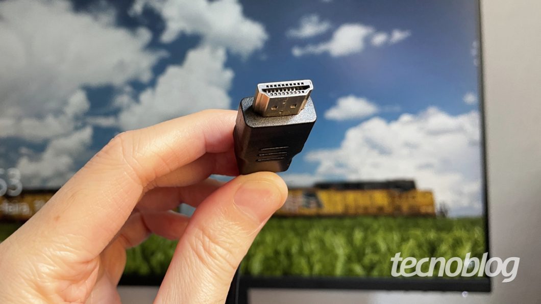 Cabo HDMI (imagem: Emerson Alecrim/Tecnoblog)