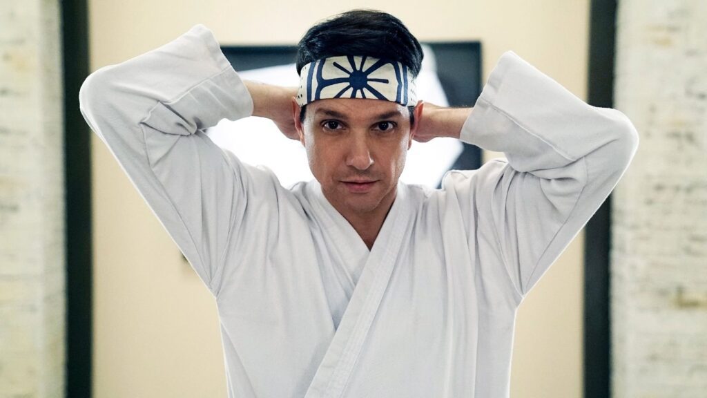 O Sr. Miyagi é inocente? Cobra Kai finalmente explica crime do mestre de karatê