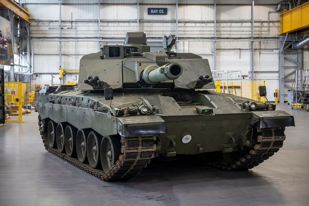 Challenger 3: tanque britânico precisa de IA para combater drones, aponta relatório