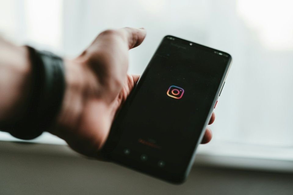 Meta se desculpa por indicar ‘conteúdo impróprio’ no Instagram