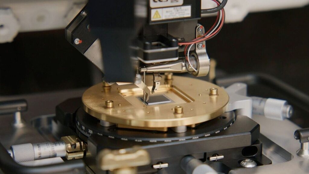 Amazon Web Services anuncia novo chip de computação quântica