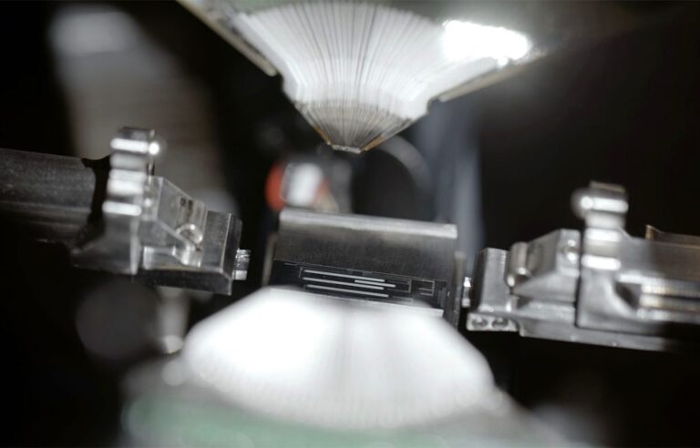 Cisco apresenta switch quântico para operar em fibra óptica padrão