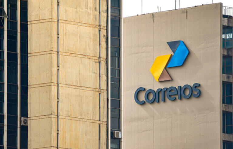 Correios fecham 2025 com prejuízo de R$ 8,5 bilhões e patrimônio líquido negativo