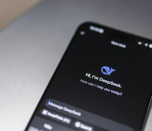DeepSeek lança V4; Huawei afirma suporte a modelo em chips Ascend