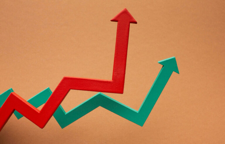 Alta de semicondutores e memórias ameaça custo de celulares, notebooks e TVs