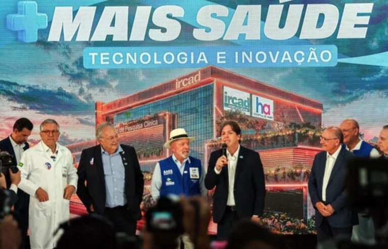 MCom e Saúde conectam hospitais para cirurgia robótica no SUS