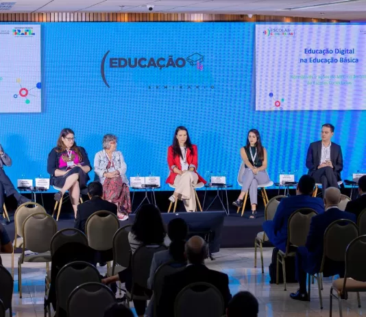 TELETIME debate novo ciclo de políticas de educação conectada dia 26