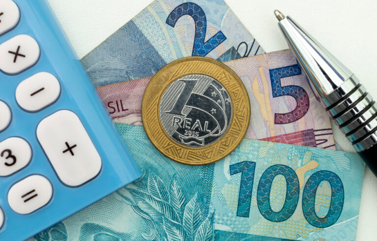 TIM retoma serviços financeiros em parceria com PicPay