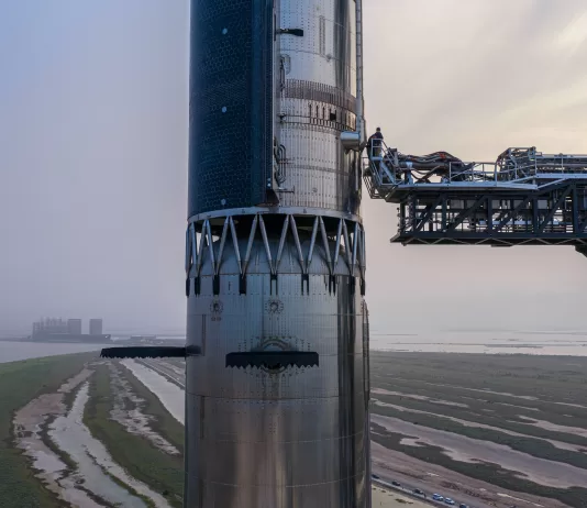 SpaceX estreia na bolsa e levanta US$ 75 bilhões em IPO recorde
