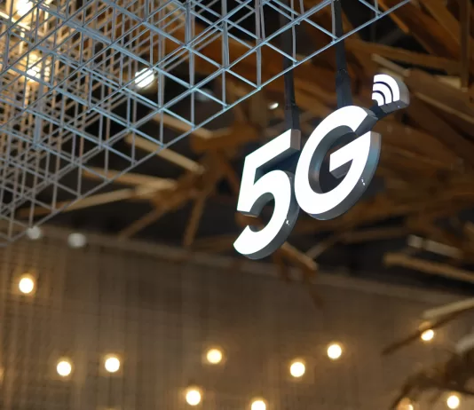 Brasil é destaque em latência 5G, mas conexão com nuvem é gargalo para IA
