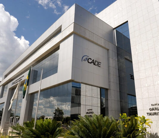 Brasil TecPar recebe aval do Cade para compra da banda larga da Ligga