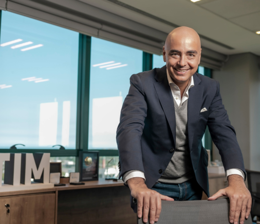 TIM revisa estratégia e aposta em convergência para diversificar receitas