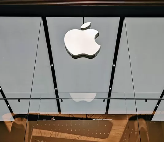 Apple processa OpenAI por suposta violação de segredos comerciais
