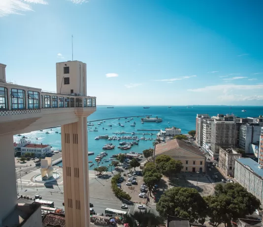 TIM moderniza rede em Salvador e planeja cinco novas capitais em 2026
