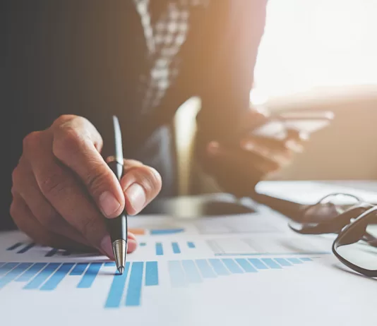 Serviço móvel deve puxar resultados de Vivo e TIM, projeta XP